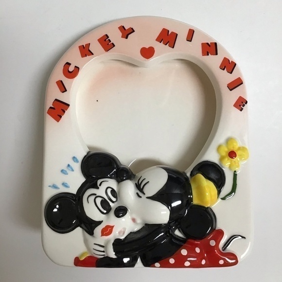 Vintage Disney Valentine Mickey & Minnie Kiss Ceramic Heart Picture Frame Japan - Picture 5 of 13